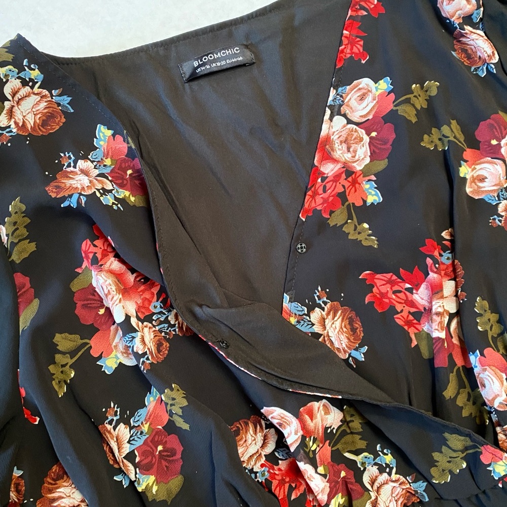 Floral Lantern Sleeve Patchwork Top - image 5